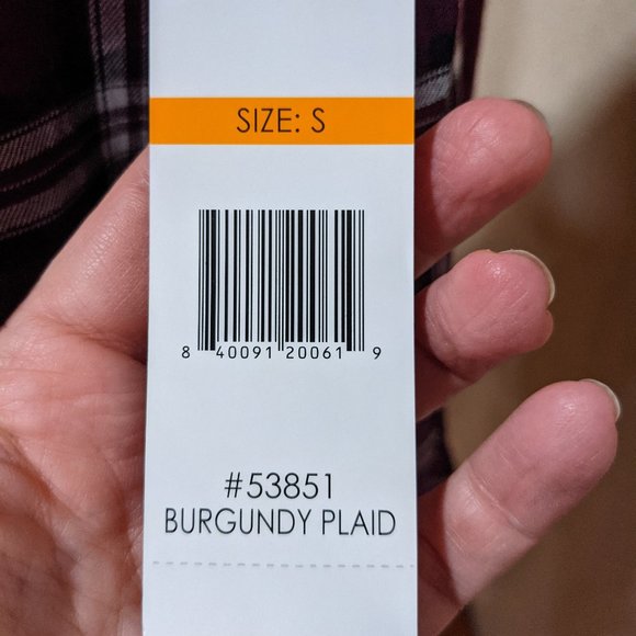 NWT Burgundy Plaid Henley top - Picture 6 of 6